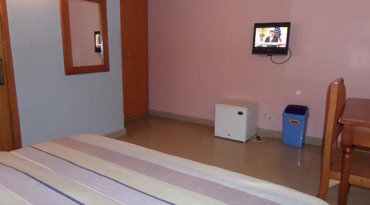 De Next Centre Resort Limited