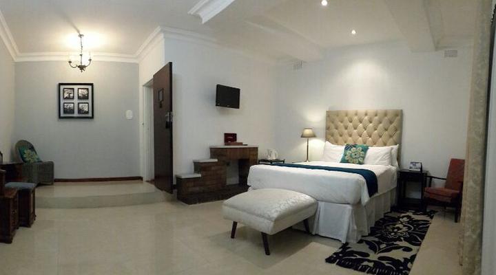 Motsamai Guest Lodge