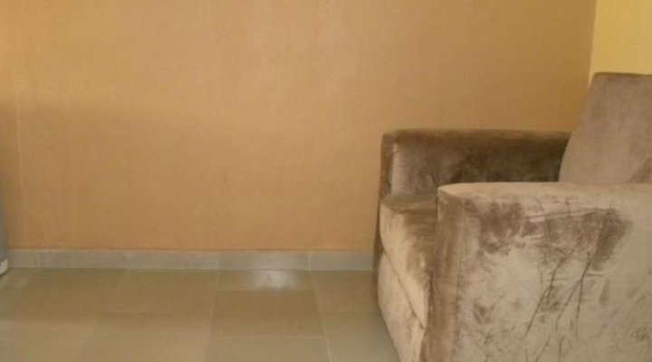 Grandy Suites Hotel