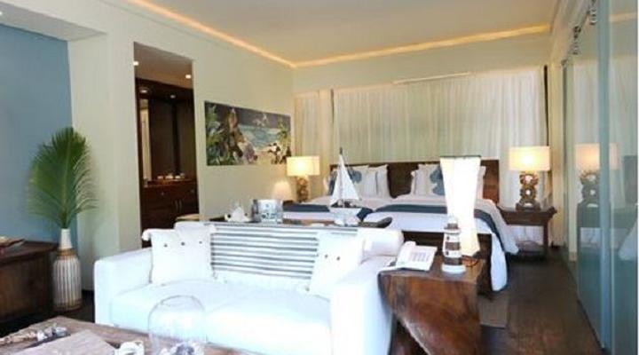 Dhevatara Beach Hotel