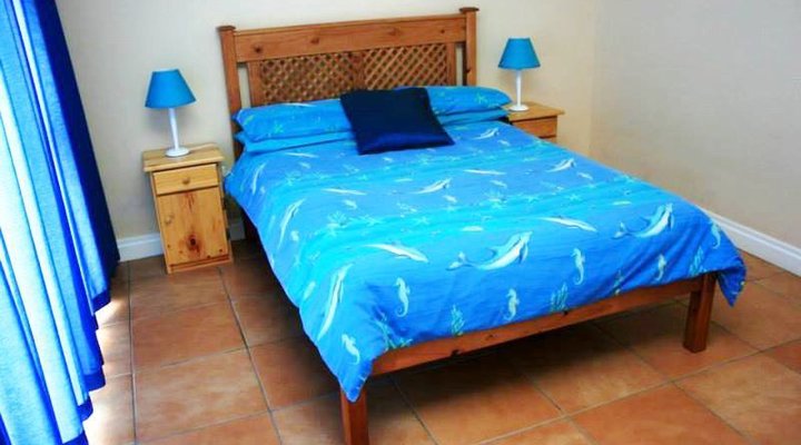 Rugged Rocks Beach Cottages