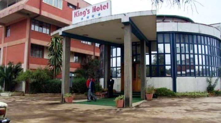 Kings Hotel Sarbet