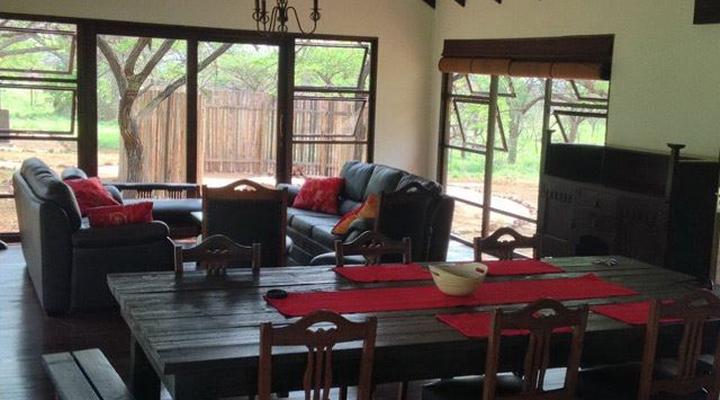 Royal Jozini Ekuthuleni Lodge