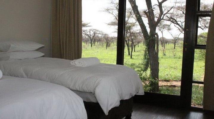 Royal Jozini Ekuthuleni Lodge