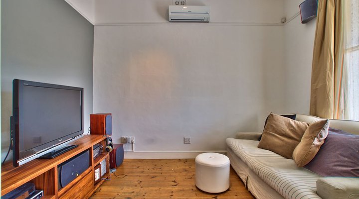 Gorgeous Tamboerskloof Holiday Home