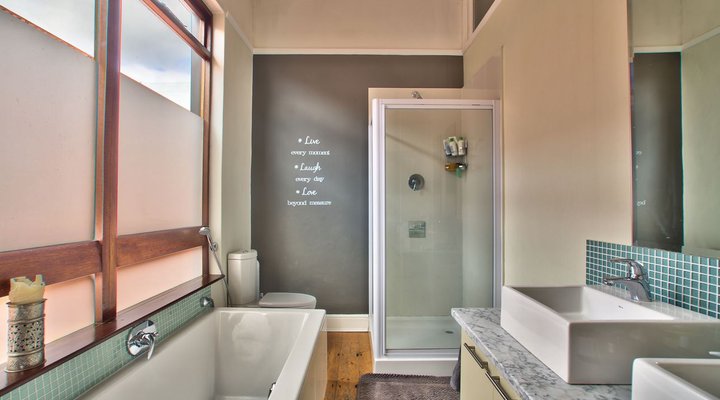 Gorgeous Tamboerskloof Holiday Home