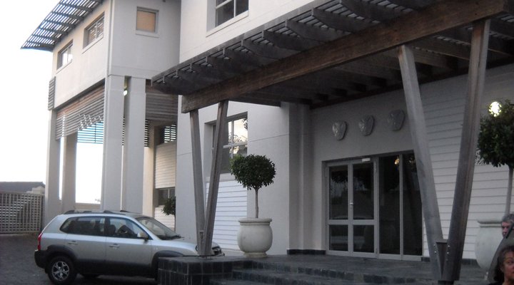 Central Plett Holiday Apartment