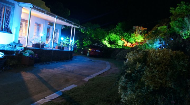 Guinea-fowl Guest House