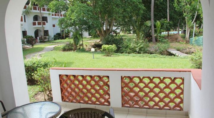 Leisure Lodge Resort