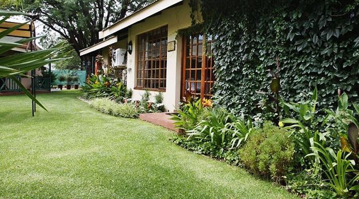 Sundowner Lodge