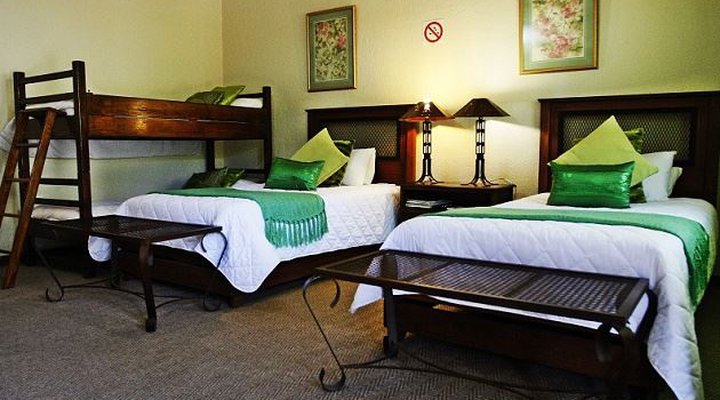 Sundowner Lodge