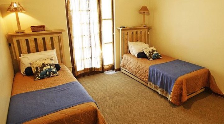 Sundowner Lodge