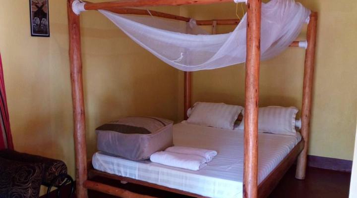 Green Home Cottages and Camps