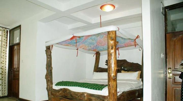 Scottish Tartan Hotel 