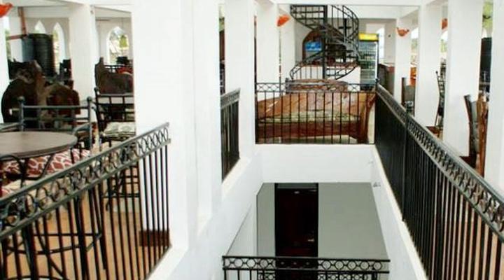 Scottish Tartan Hotel 