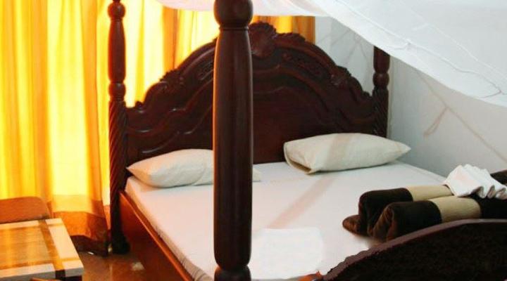 Minister's Village Hotel