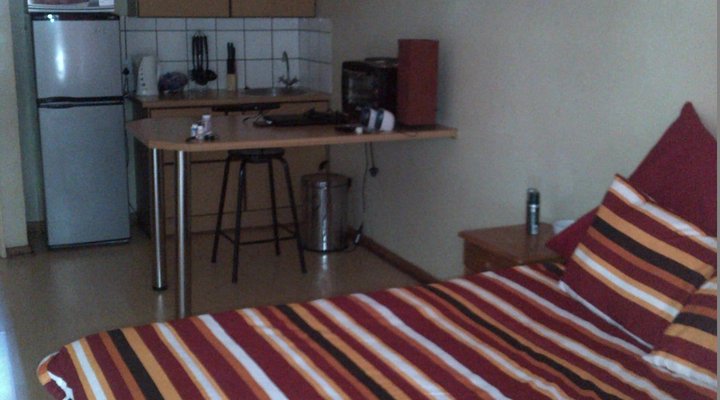 La-Ronè Oornag Akkommodasie