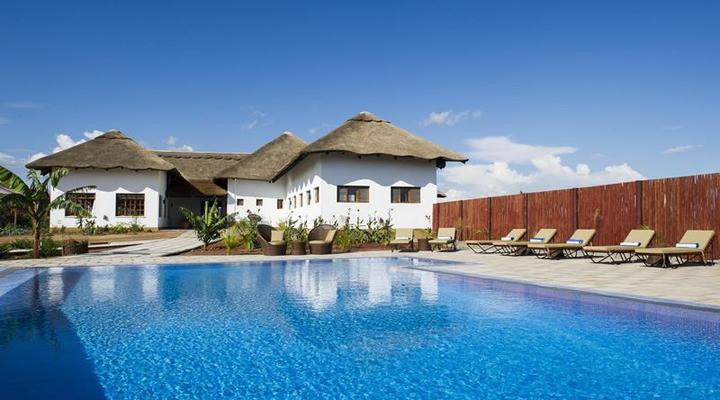 Farm House Valley Lodge