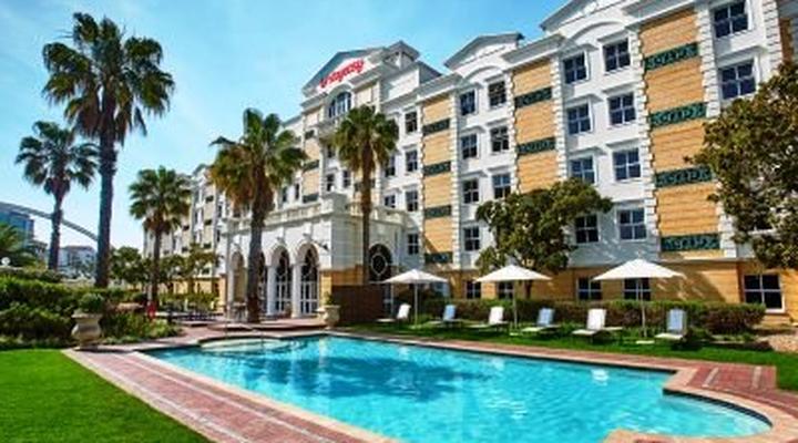 StayEasy Century City