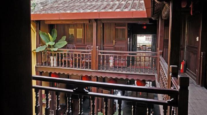 Vinh Hung 1 Heritage