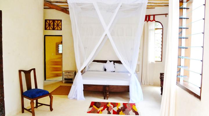 Tamani @ Galu Beach Sea Lodge