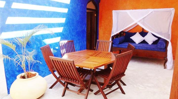 Tamani @ Galu Beach Sea Lodge