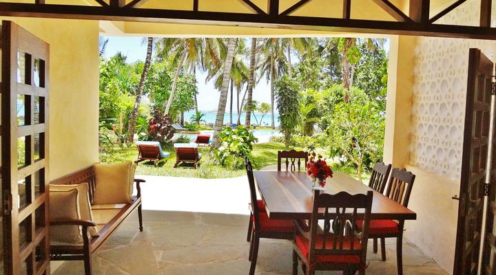 Tamani @ Galu Beach Sea Lodge