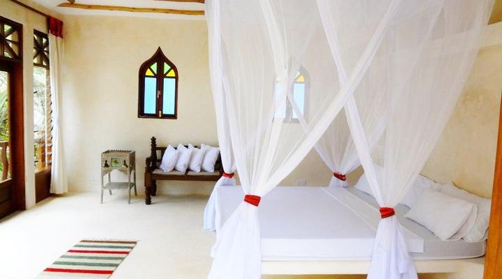 Tamani @ Galu Beach Sea Lodge