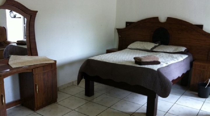 Patshi Guest House