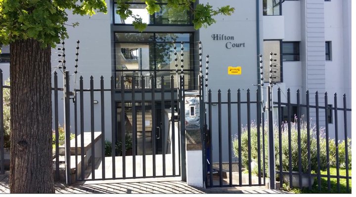 Hilton Court Apartment 12