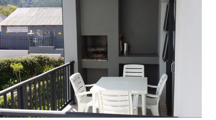 Hilton Court Apartment 12