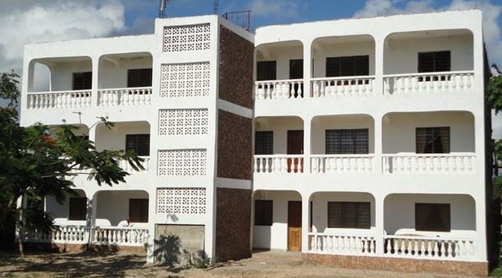 Elephant Safari Apartments