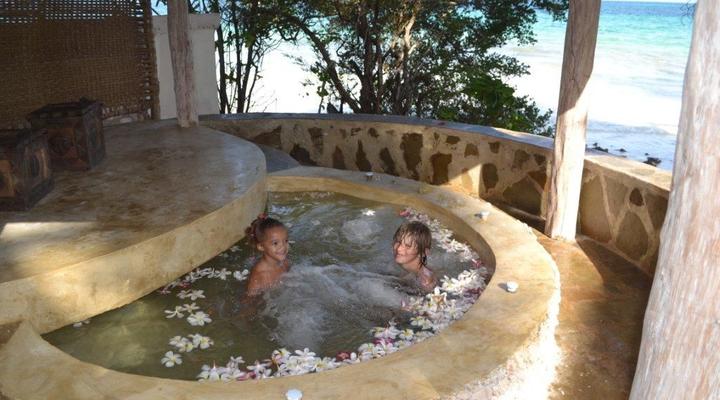 Afrika Pearl and Spa