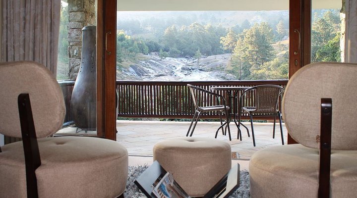 Silverstone Falls Lodge