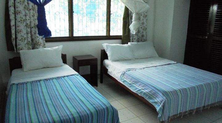 Sea-front Family Holiday Home