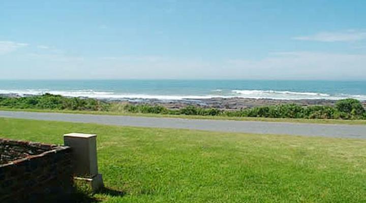 Kidds Beach Self-catering