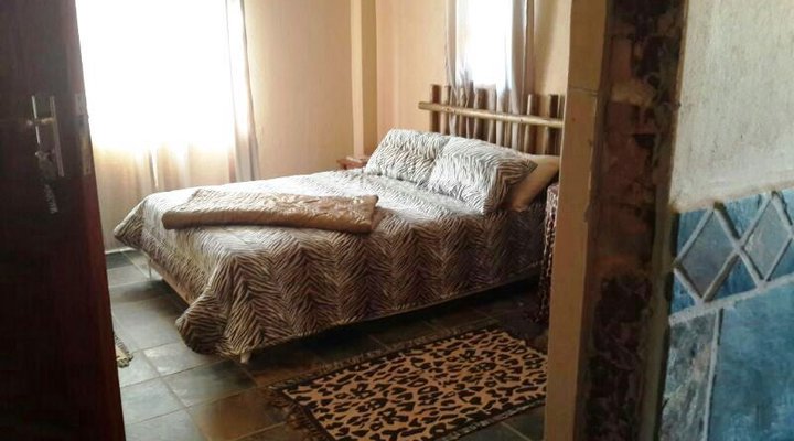 LeNgwenya Private Game Lodge