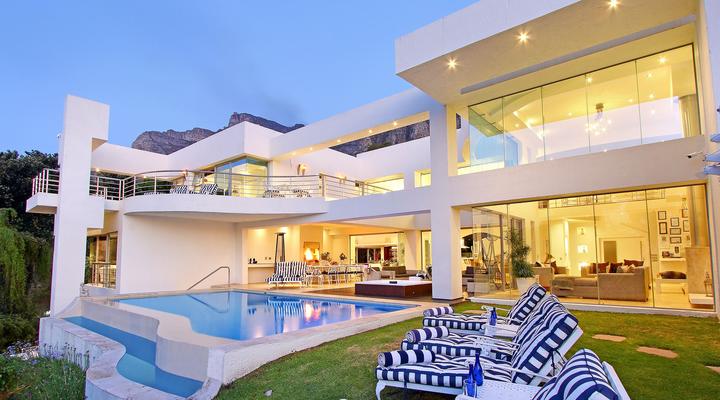 Hollywood Mansion Camps Bay