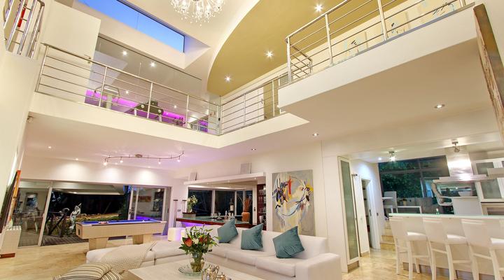 Hollywood Mansion Camps Bay