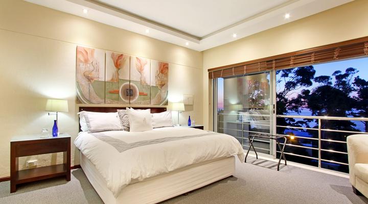 Hollywood Mansion Camps Bay