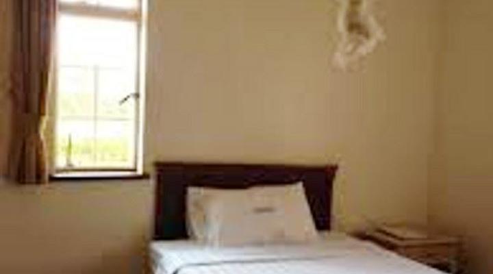 Churchill Court Hotel