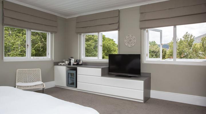 Summerwood Guest House