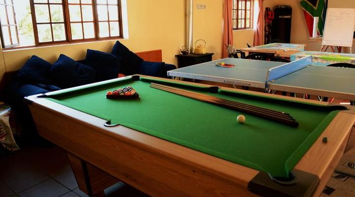 Fat Pony Backpackers & Riding Centre