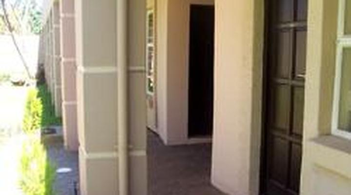 Fly Inn Lodge & Conference Venues