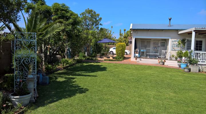 Sunny Family-Friendly Home