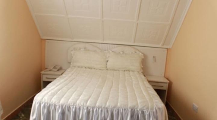 Sunset Junction Lodge