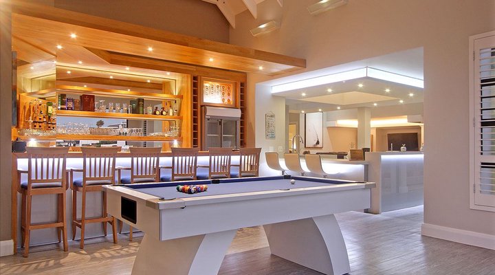 Canal Villa