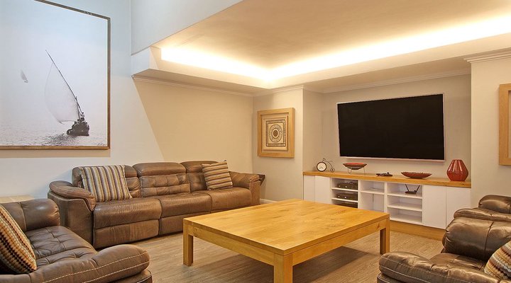 Canal Villa