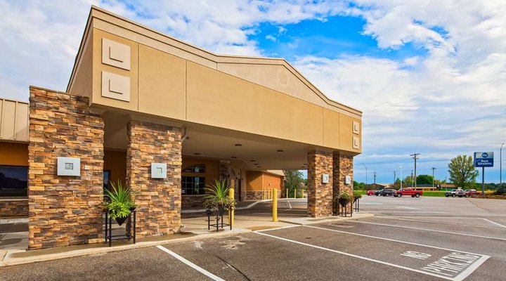 Best Western Starlite Village