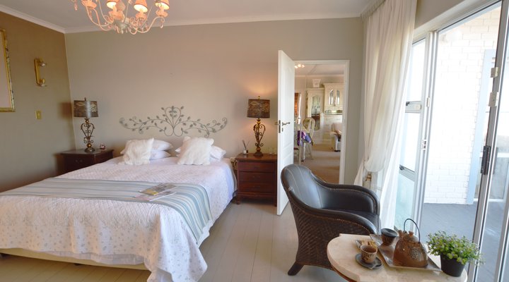 Breakwaters Self-Catering Guest House